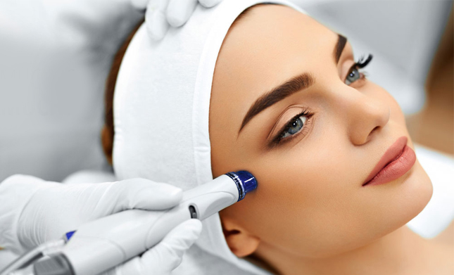 What Occurs During A HydraFacial